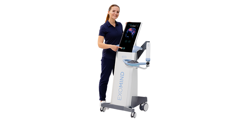 Exomind_PIC_Female-operator-machine-0246_EN1001